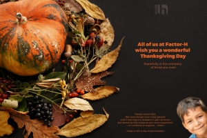 Image with Thanksgiving items and a smiling kid